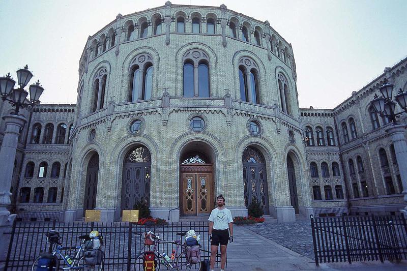 WT 3300 366-19 Norway Oslo the Storting.jpg